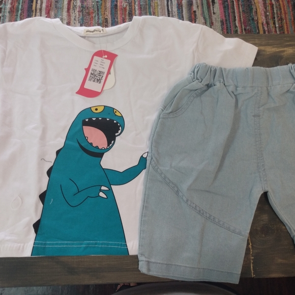 Toddler clothes and shark crocs - Picture 9 of 13